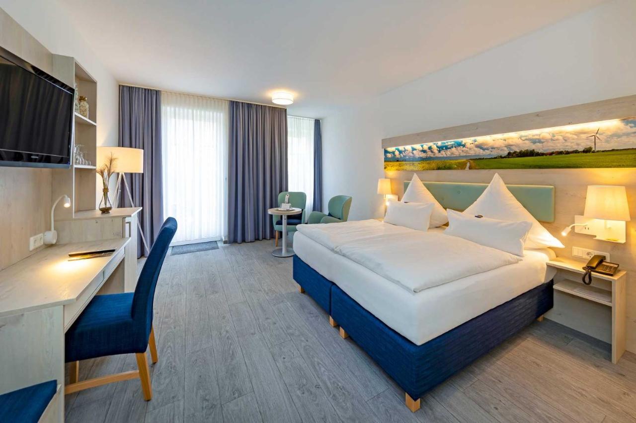 Hotel Landhaus Steinfeld Greetsiel Bagian luar foto
