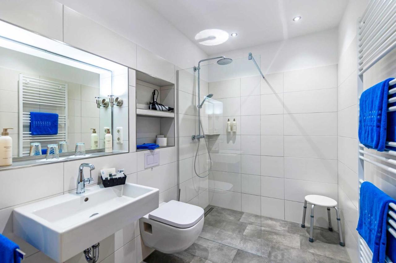 Hotel Landhaus Steinfeld Greetsiel Bagian luar foto